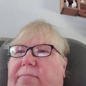 Meet your Posher, Ivy